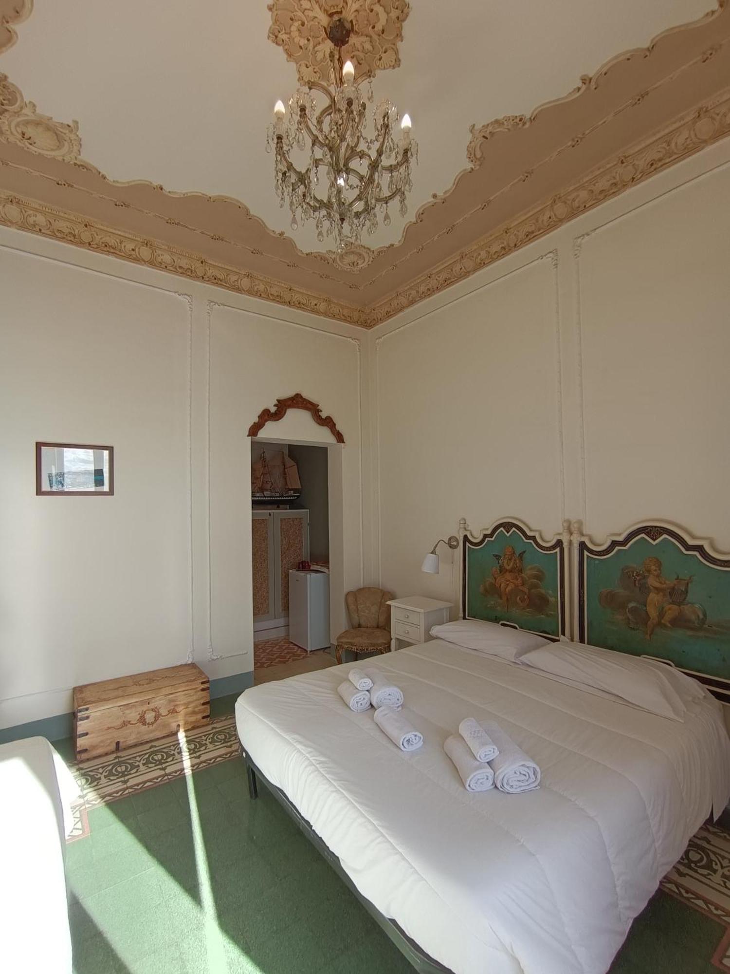 B&B Belveliero - Il Capitano トラーパニ エクステリア 写真